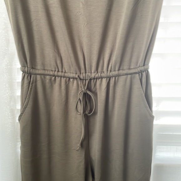 Wishlist Jumpsuit - Picture 3 of 6